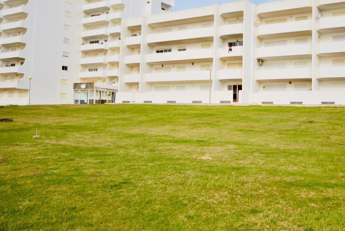 Apartamento Luciana - Beachside, Balcony, Sunset View Ferrel  Luaran gambar